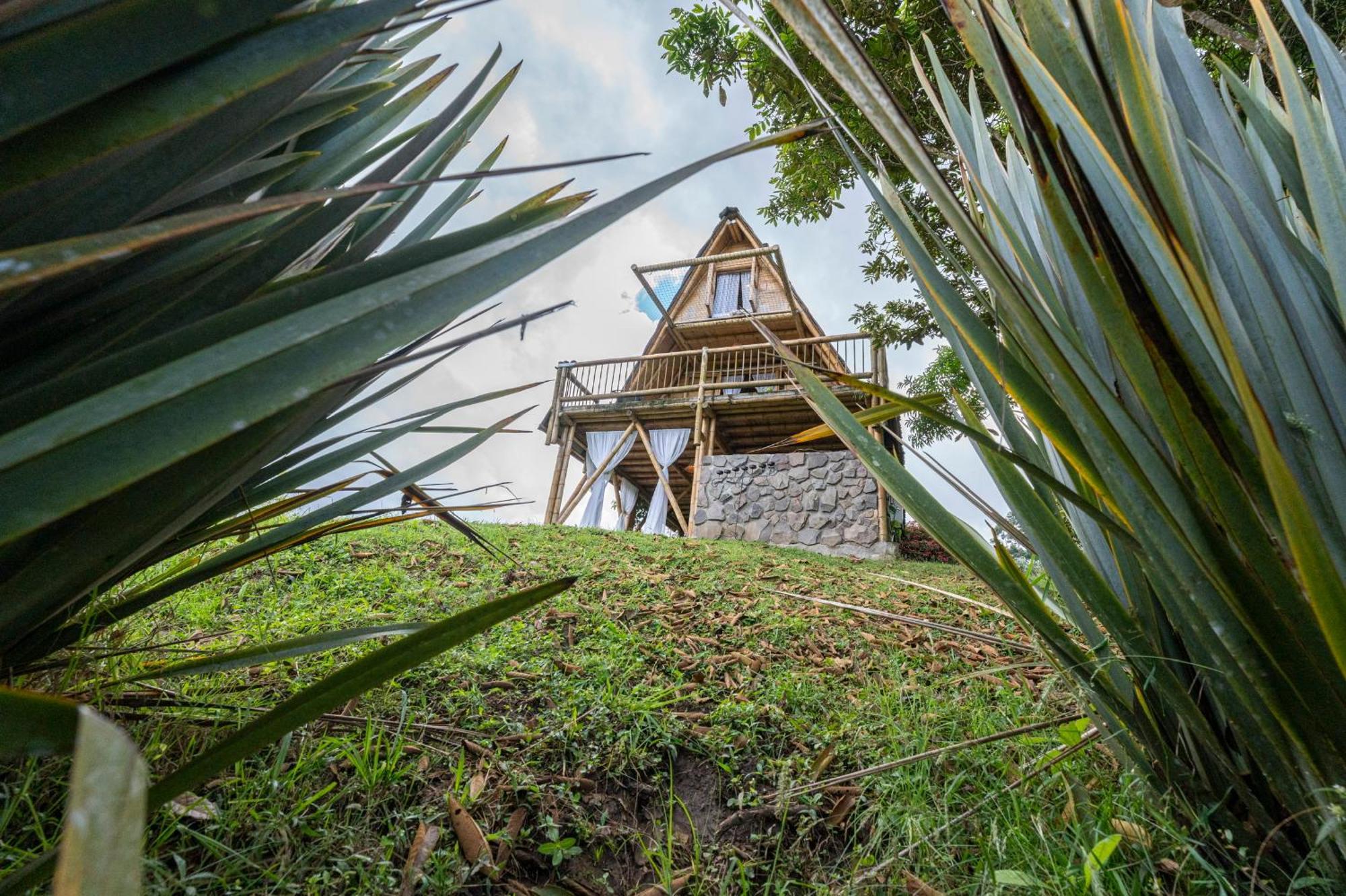 La Herradura Lodge Санта Роса де Кабал Екстериор снимка